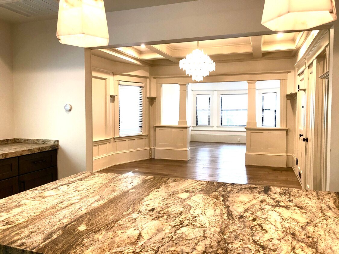 Foto principal - 2109 J St