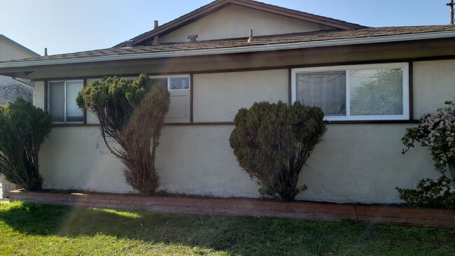 Building Photo - 14217 Nassau Rd