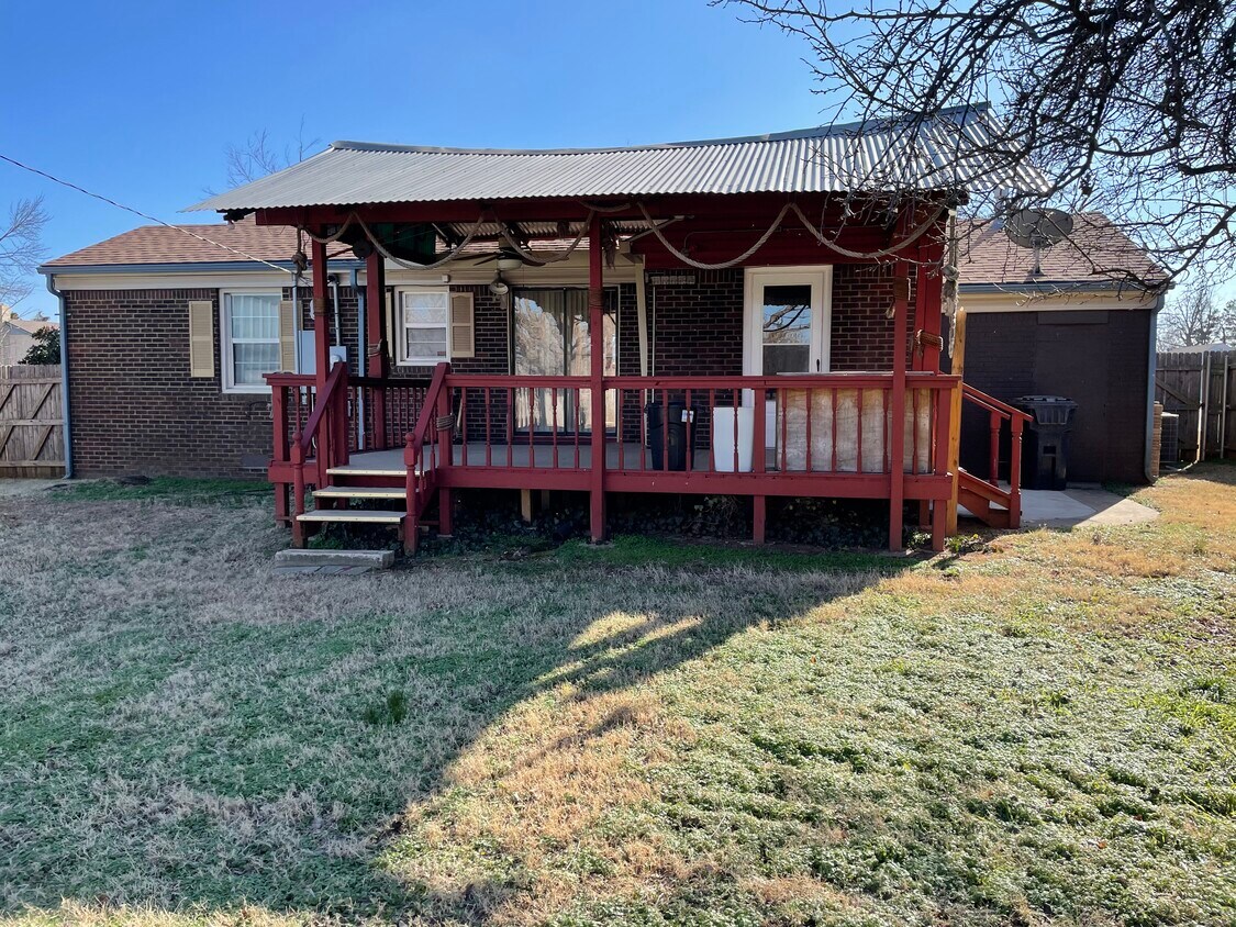 Foto principal - 513 SW 50th St