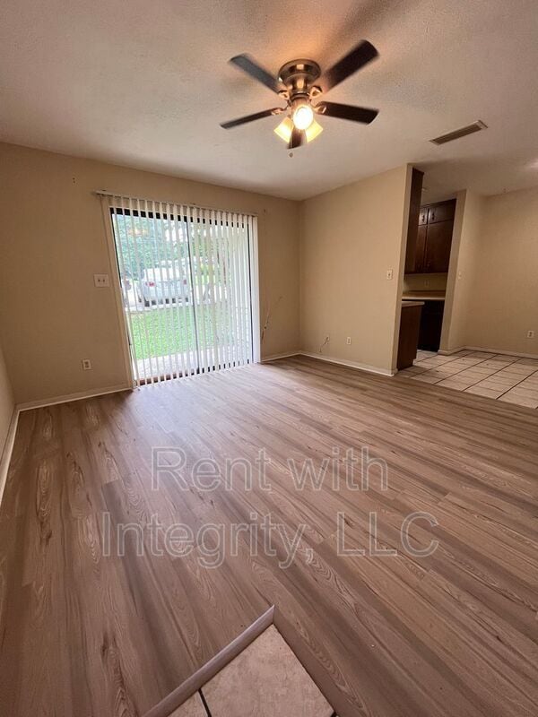 Foto del edificio - 3207 Jim Lee Rd