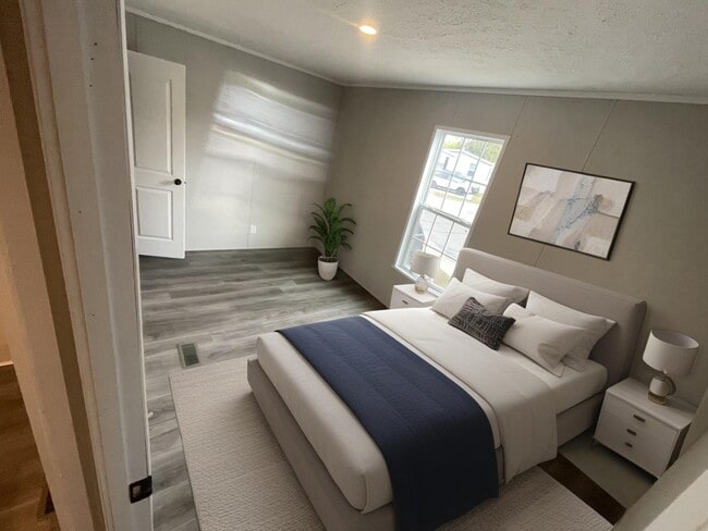 Building Photo - 47 Claremont St