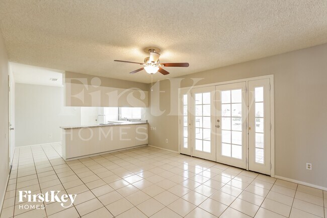 Foto del edificio - 2922 E Sierra St