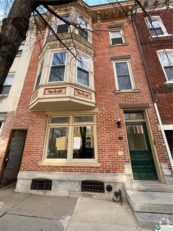 Building Photo - 204 N Ninth St