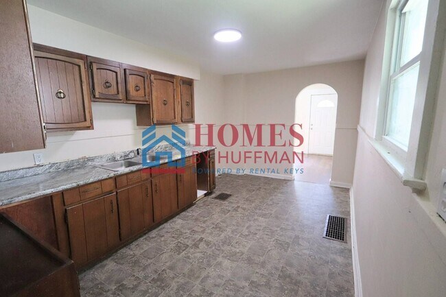 Foto del edificio - One Bedroom House | Move in Ready