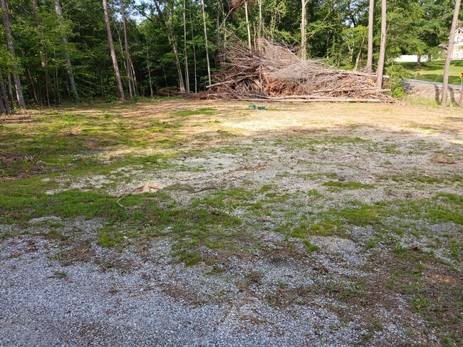 Building Photo - 161 Carpenters Ln