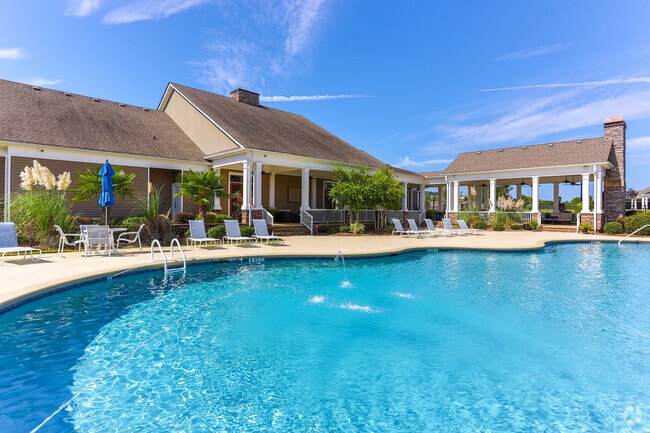 Pool - Chatham Parke