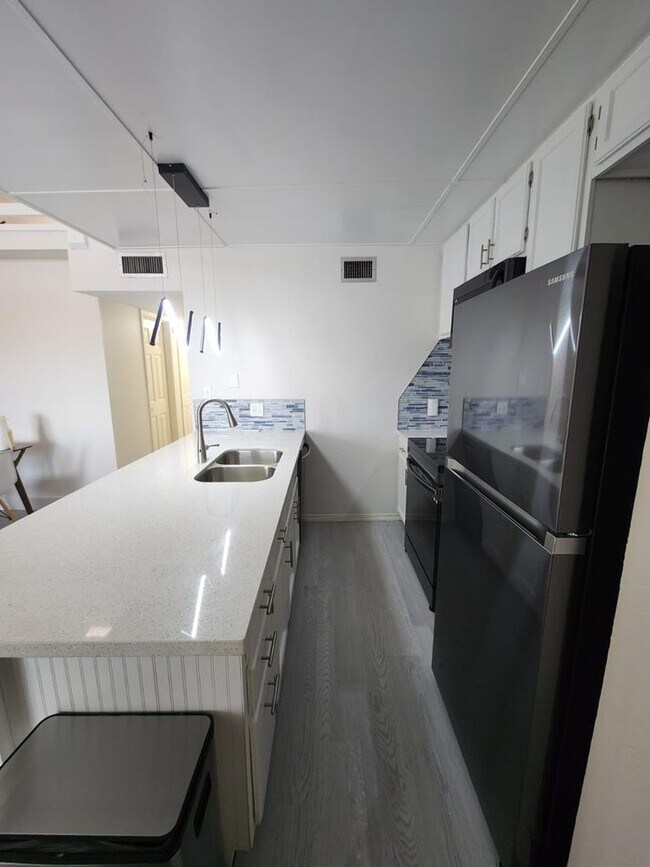 Foto del edificio - 401 Island Ave