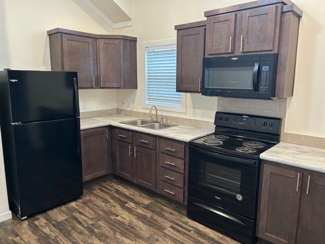 Photo - 5215 Crestway Rd House