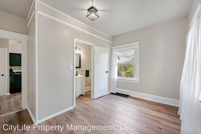 Foto del edificio - 3 br, 2 bath House - 1120 Wade St