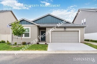 Building Photo - 5820 W Georgetown Ln