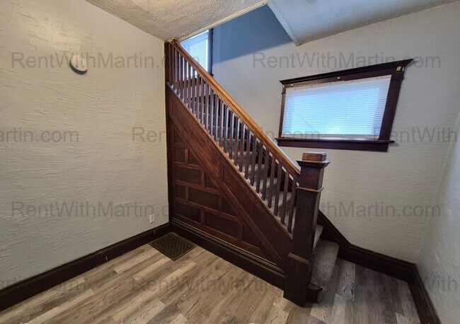 Foto del edificio - 1107 Mulberry St