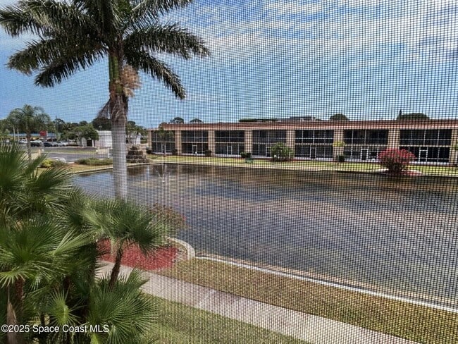 Building Photo - 2135 N Courtenay Pkwy