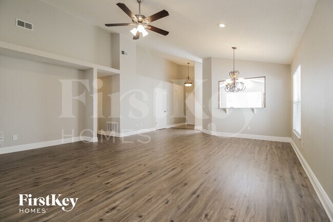 Building Photo - 522 Whittingham Pl