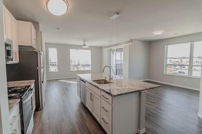 Building Photo - Oak Ridge at University Park Senior Apartm...