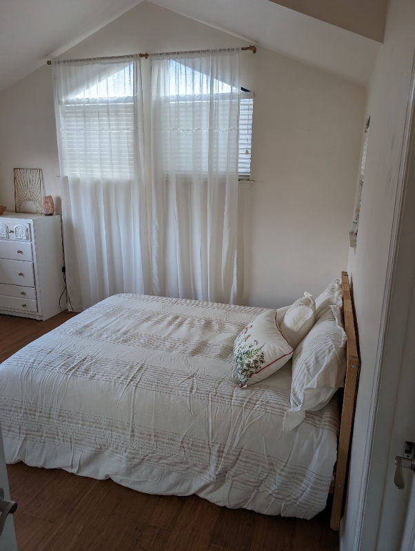 Building Photo - 251 Via La Paz