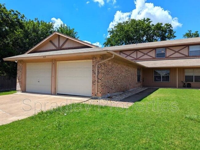 Building Photo - 1814B Azalea Dr