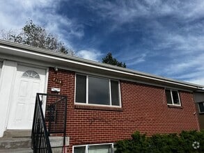 Building Photo - 7119 Stuart St