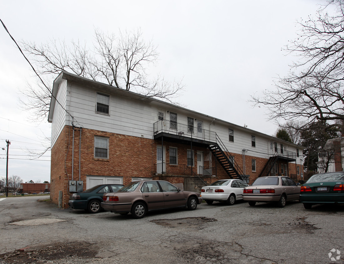 Foto del edificio - Fleetwood Manor Apartments