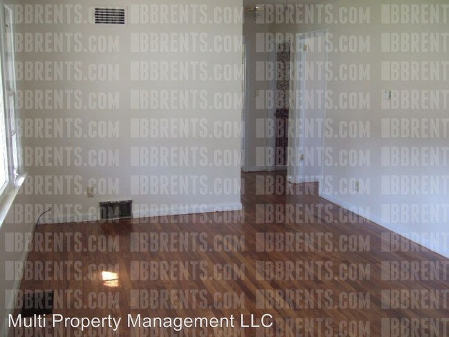 Building Photo - 3 br, 1 bath House - 1218 Ellen Drive,