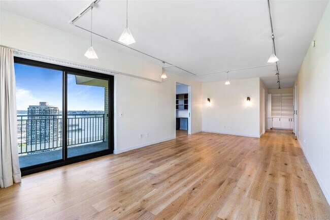Building Photo - 7855 Boulevard E