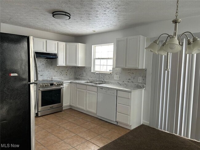 Foto del edificio - 3164 E 130th St