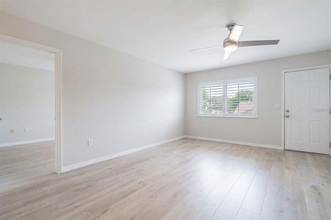 Building Photo - 2724 72nd St W