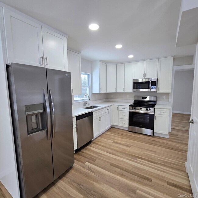 Foto del edificio - 37 Gould Rd