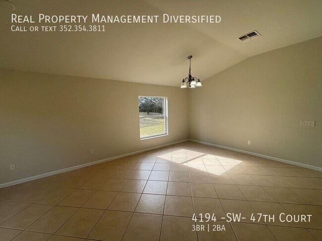 Foto del edificio - 4194 SW 47th Ct
