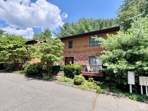 Building Photo - 37 E Albert St