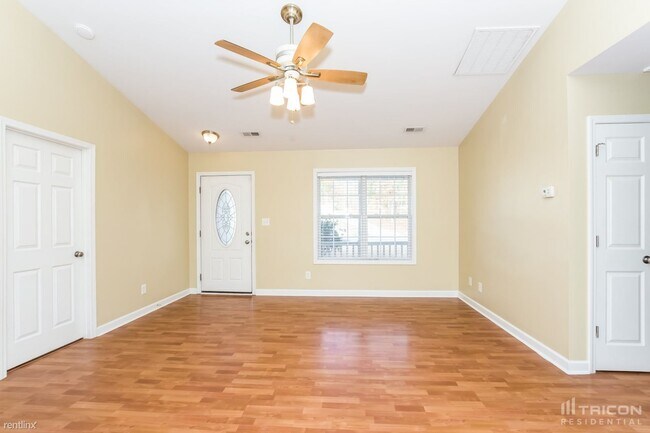 Building Photo - 1054 Gerry Court
