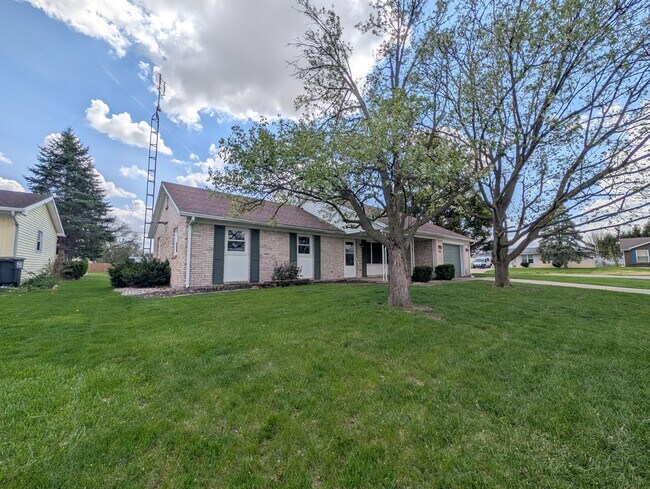 Foto del edificio - 1070 Westchester Ct