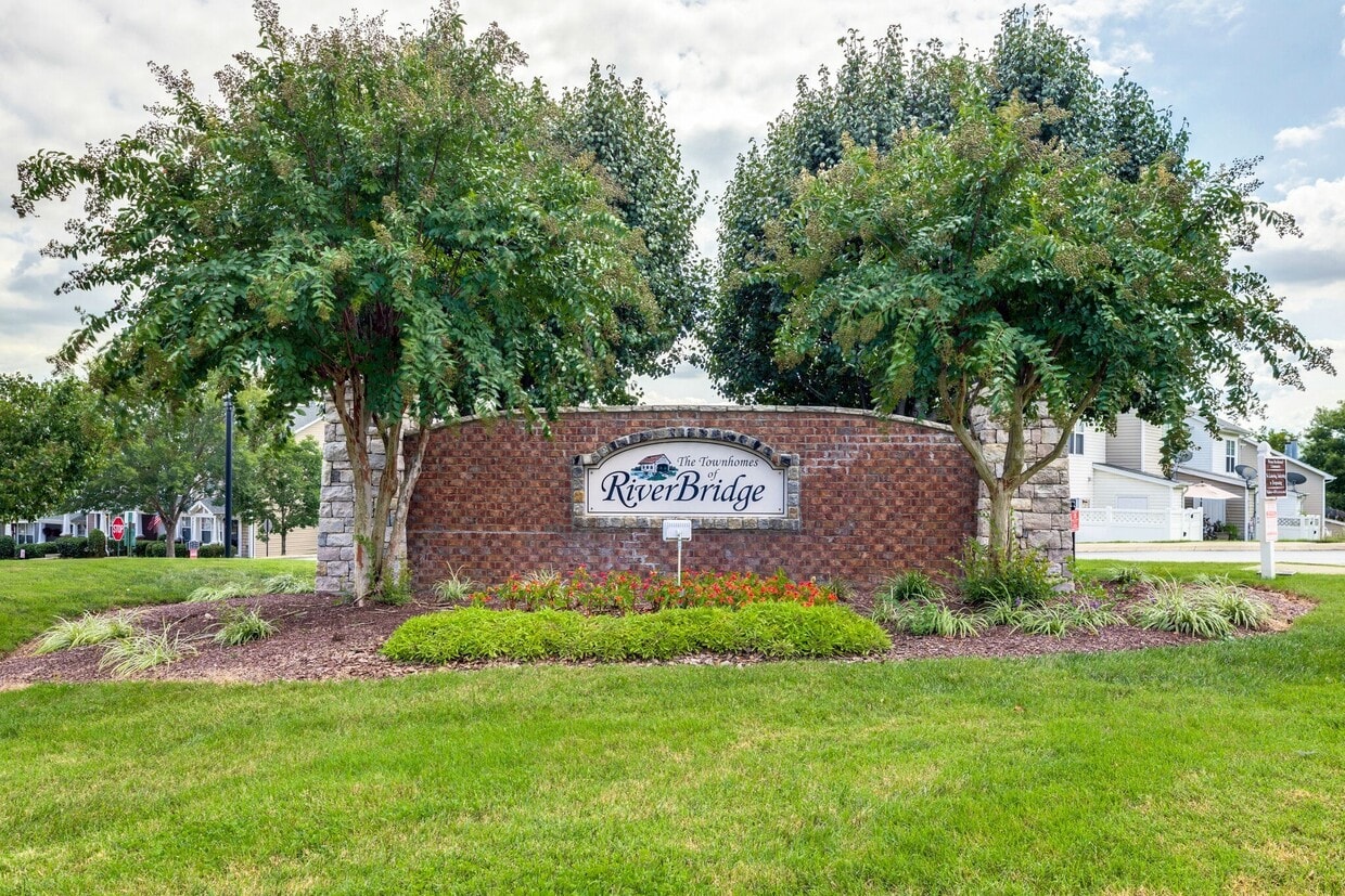 3247 Harpeth Springs Dr, Nashville, TN 37221 Condo for Rent in