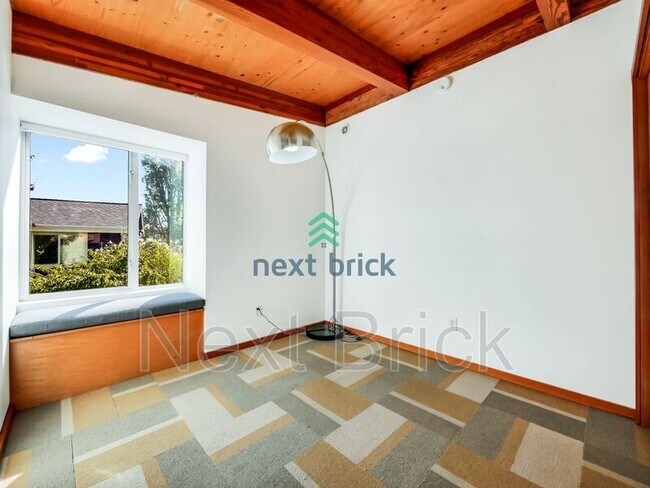 Foto del edificio - 4015 Letitia Ave S