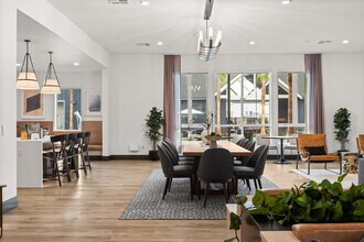 Building Photo - Stone Creek Village