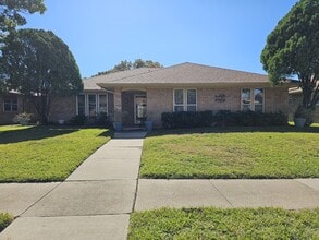 Building Photo - 1126 Mayapple Dr