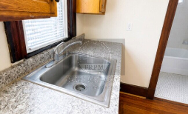 Foto del edificio - 244 Osborn St