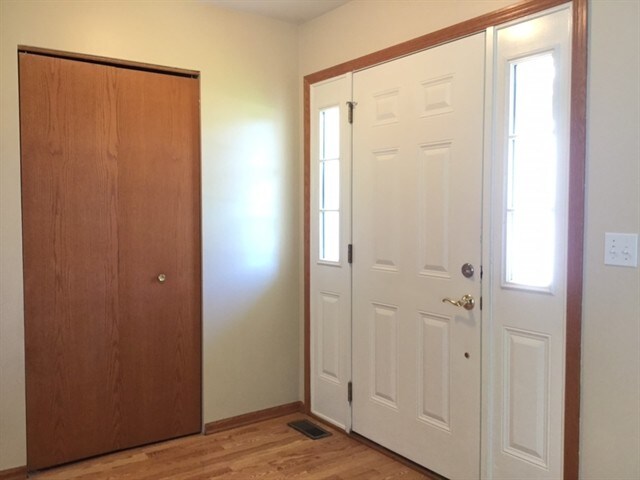 Building Photo - 1703 Tall Oaks Drive