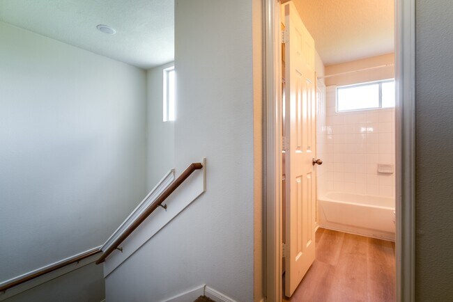 Foto del edificio - 6702 Albion Cresent Dr