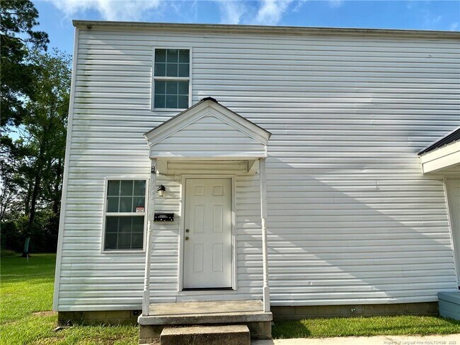 Building Photo - 1217 E 6th St