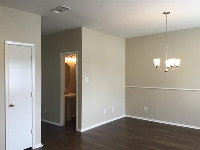 Building Photo - 20534 Patriot Park Ln
