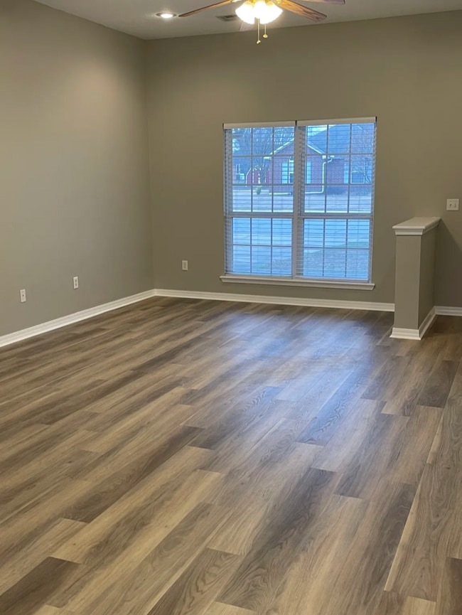 Foto del edificio - 1975 Montclair Ave