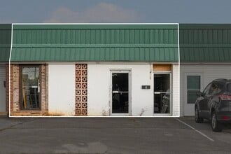 Building Photo - 2908 Bloomingdale Rd