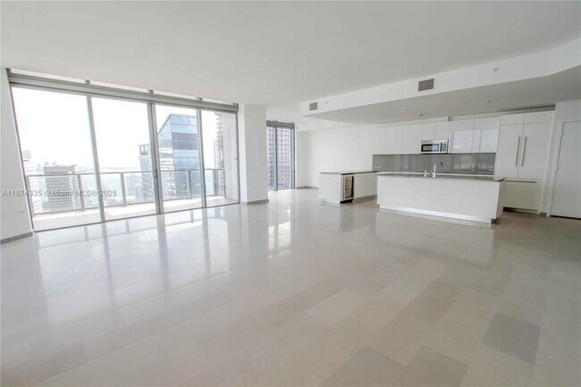 Foto del edificio - 88 SW 7th St