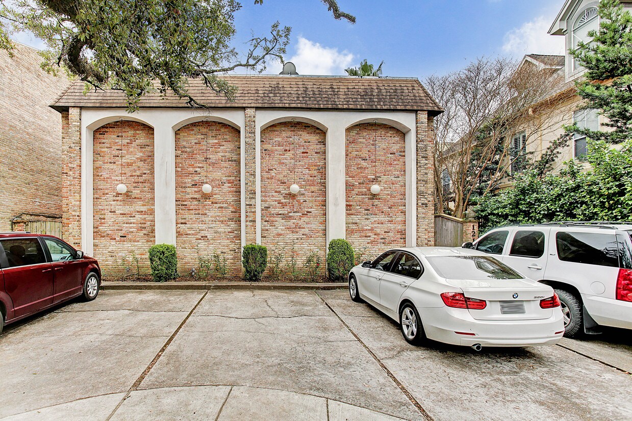 Foto principal - 1211 Miramar St