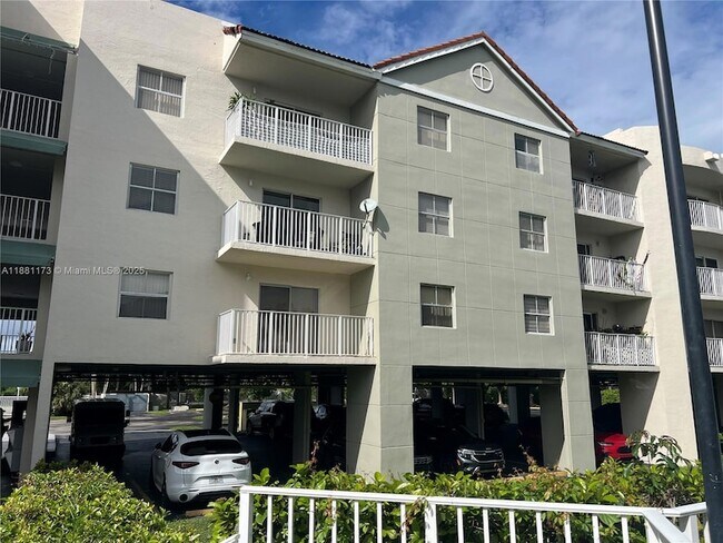 Foto del edificio - 8200 SW 210th St
