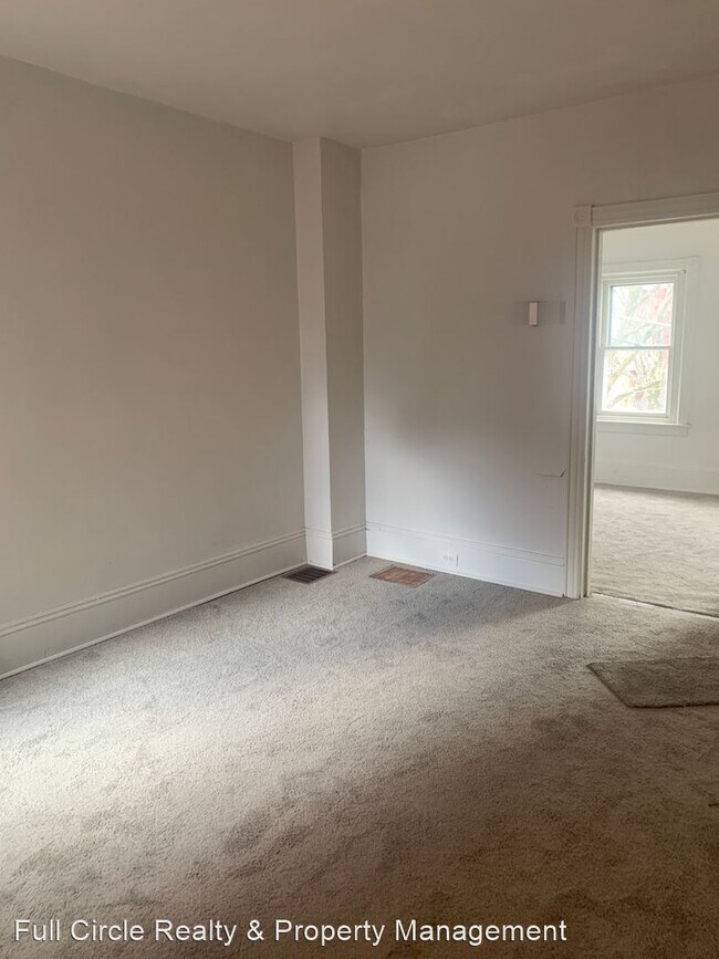 Building Photo - 4 br, 1 bath House - 323 State Street OHEWST
