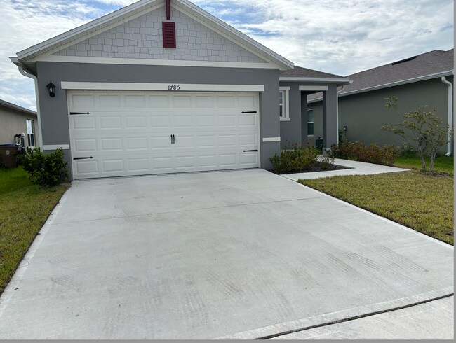 Foto del edificio - 1785 Southfork Dr