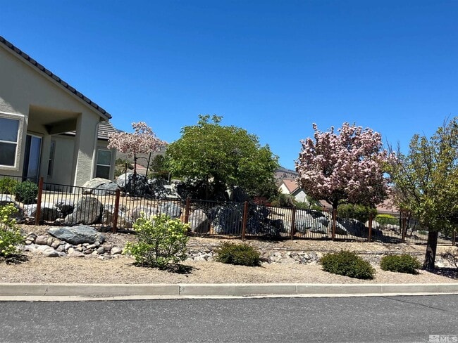 Building Photo - 2135 Kingman Ct