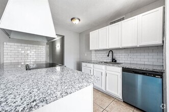 Building Photo - 17611 Poppy Trails Ln