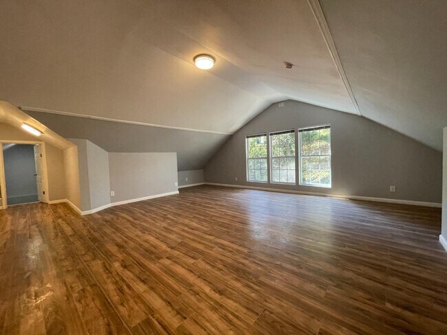 Foto del edificio - 1596 Willowbrook Dr SW
